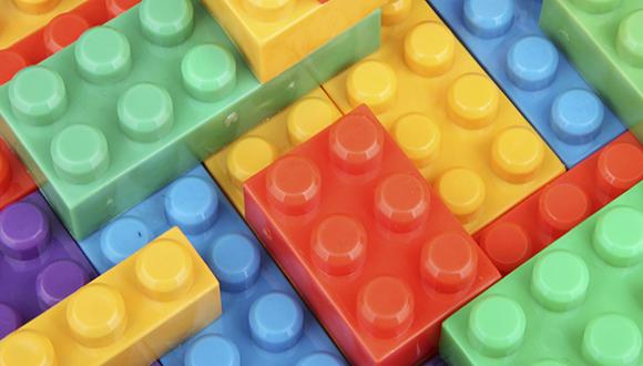Looping Genomics: Diagnostic Change and the Genetic Makeup of the Autism Population